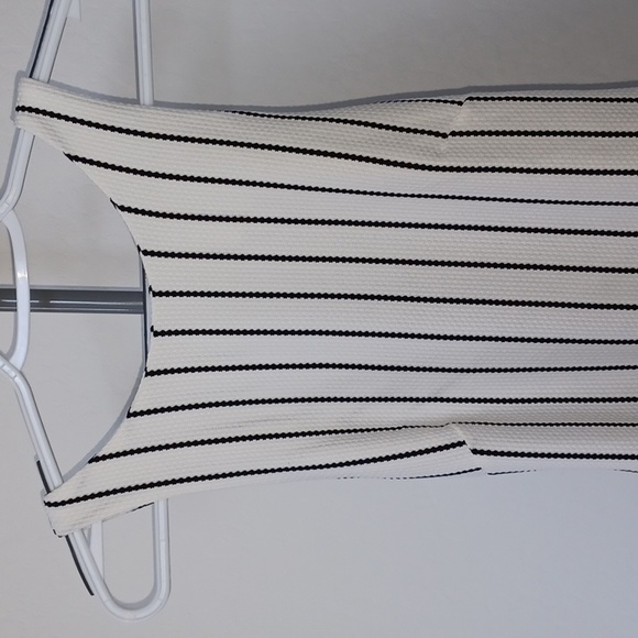 Lush Striped Dress - Picture 2 of 11